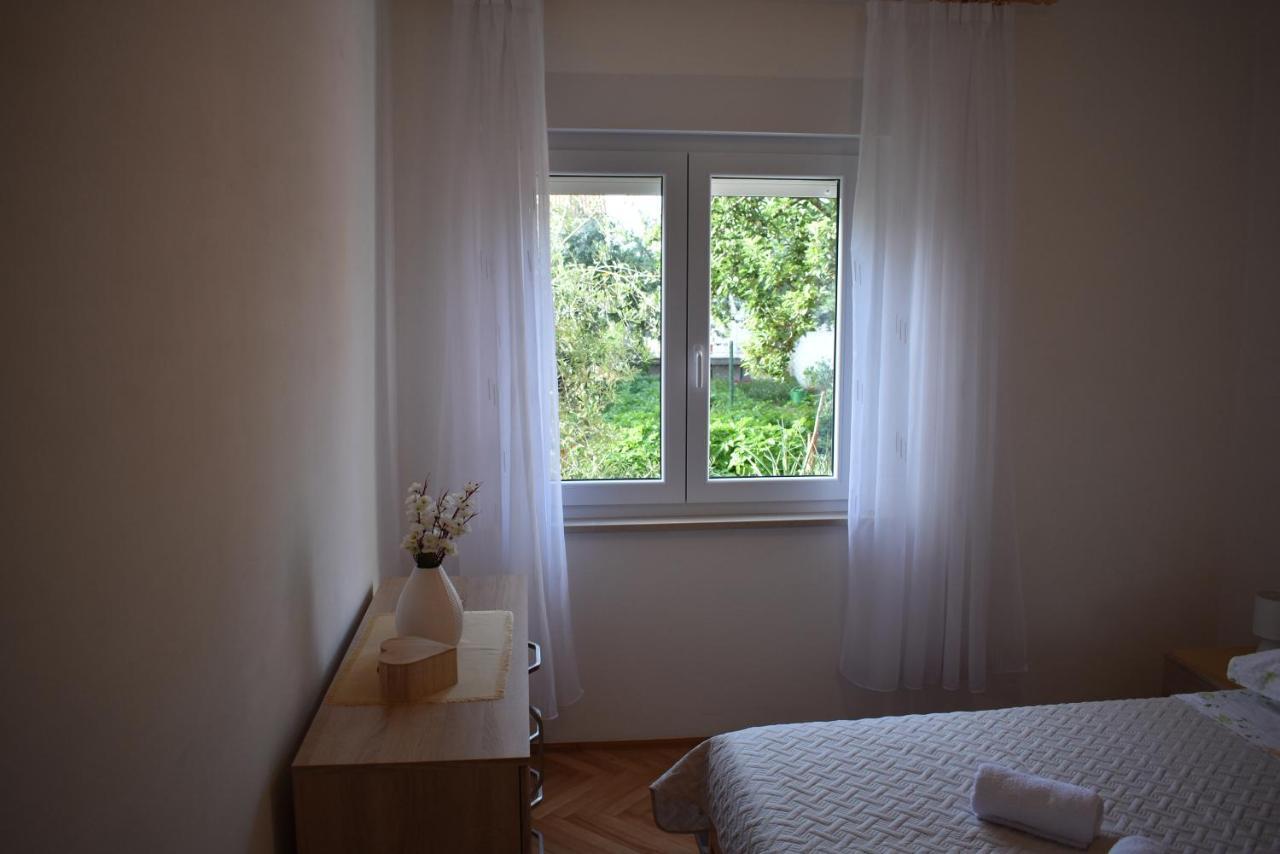 Apartman Plisko Pola Esterno foto