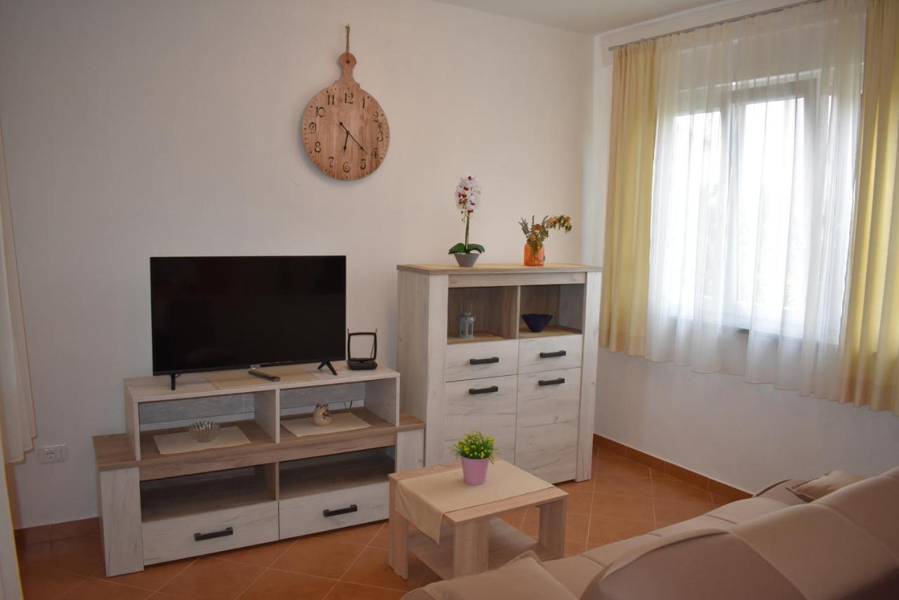 Apartman Plisko Pola Esterno foto